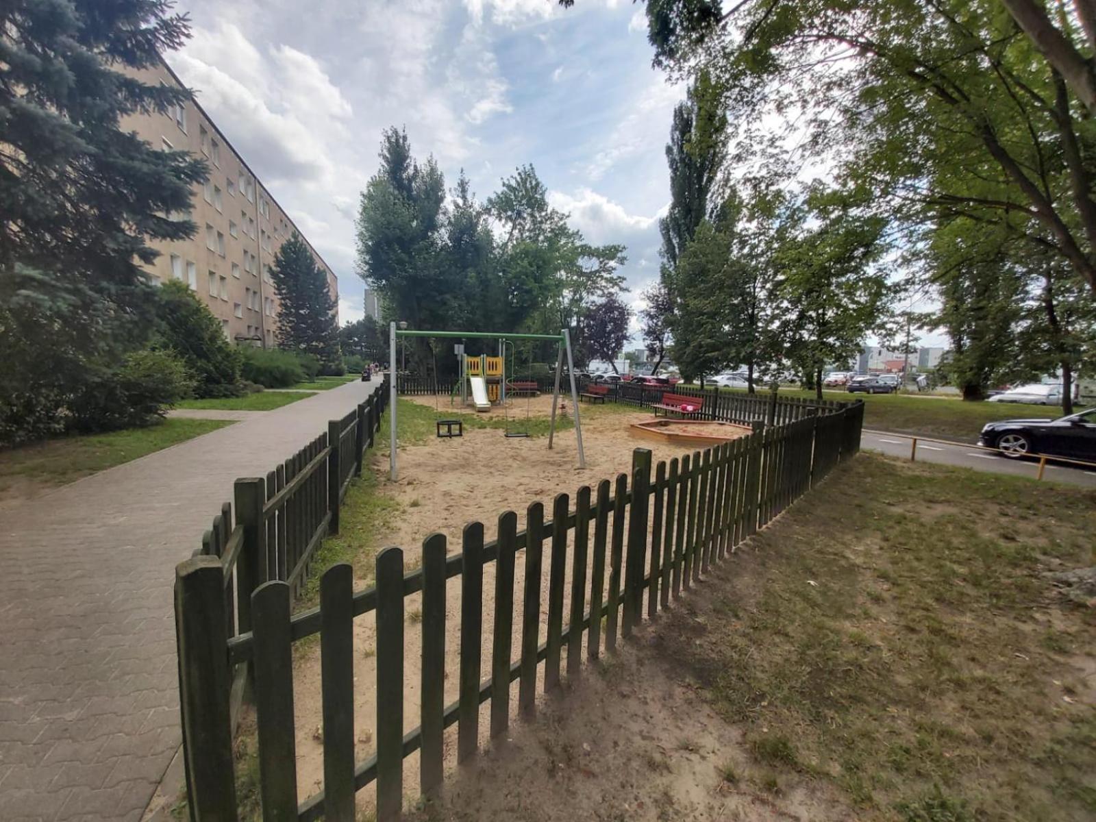 2050 Zwyciestwa 23 - Tanie Pokoje - Samodzielne Zameldowanie - Self Check In Poznań Eksteriør billede